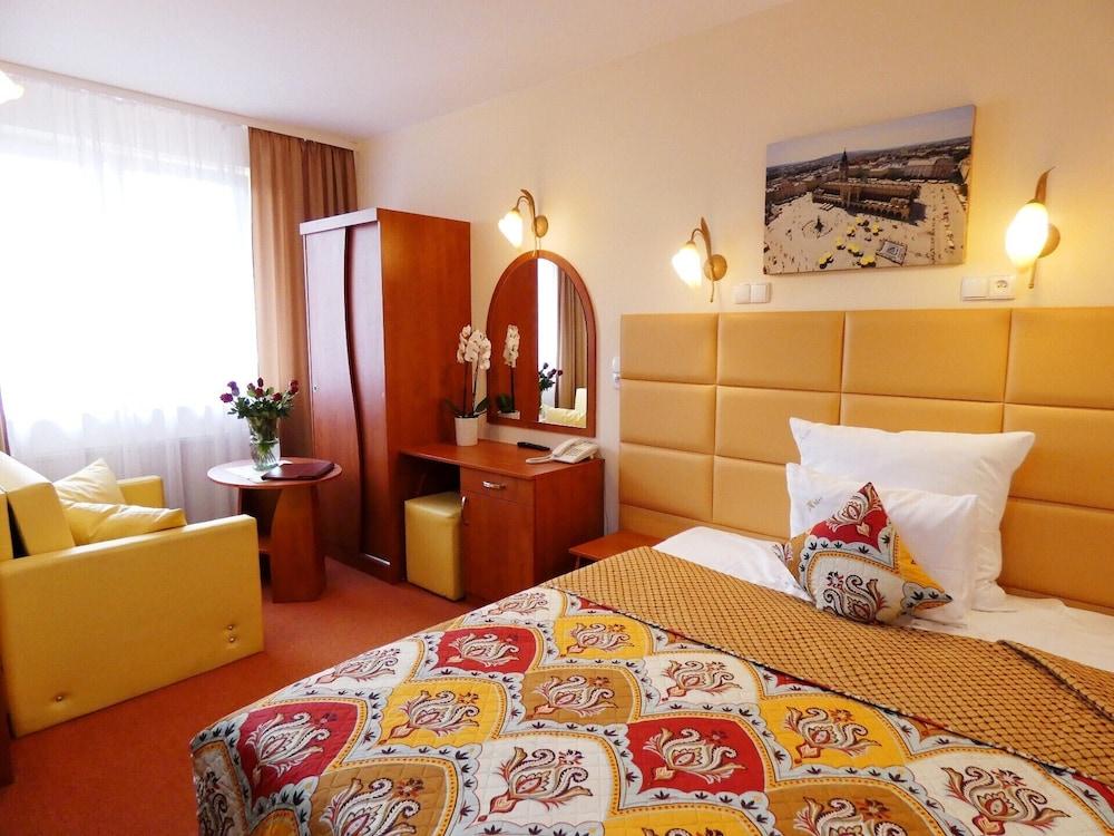 Aparthotel Adler Krakow Luaran gambar
