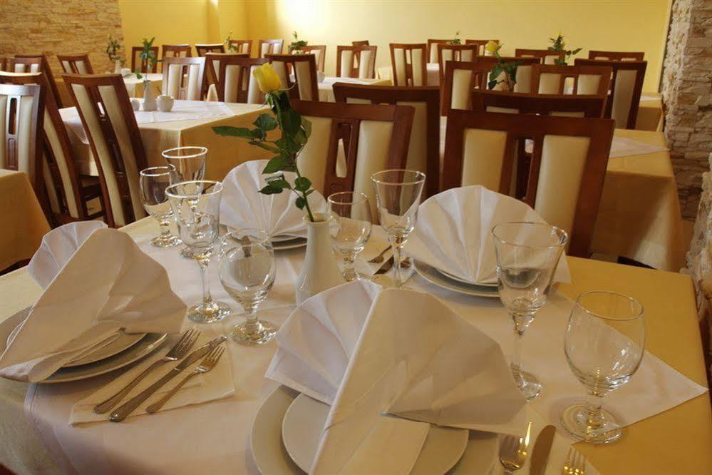 Aparthotel Adler Krakow Luaran gambar